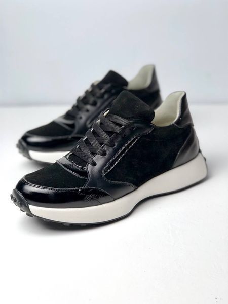 Женские кроссовки в черном цвете &ndash; Арт. Kr-7/21170 Kr-7/21170 чорний наплак/чз/чорна шкіра фото