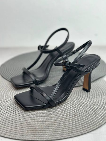 Черные кожаные босоножки на каблуке 8 см - Арт.667-7/8071 667-7/8071 чорна шкіра  фото